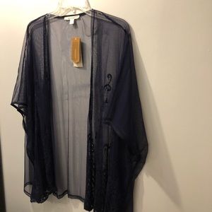 Francesca’s blue lace kimono top